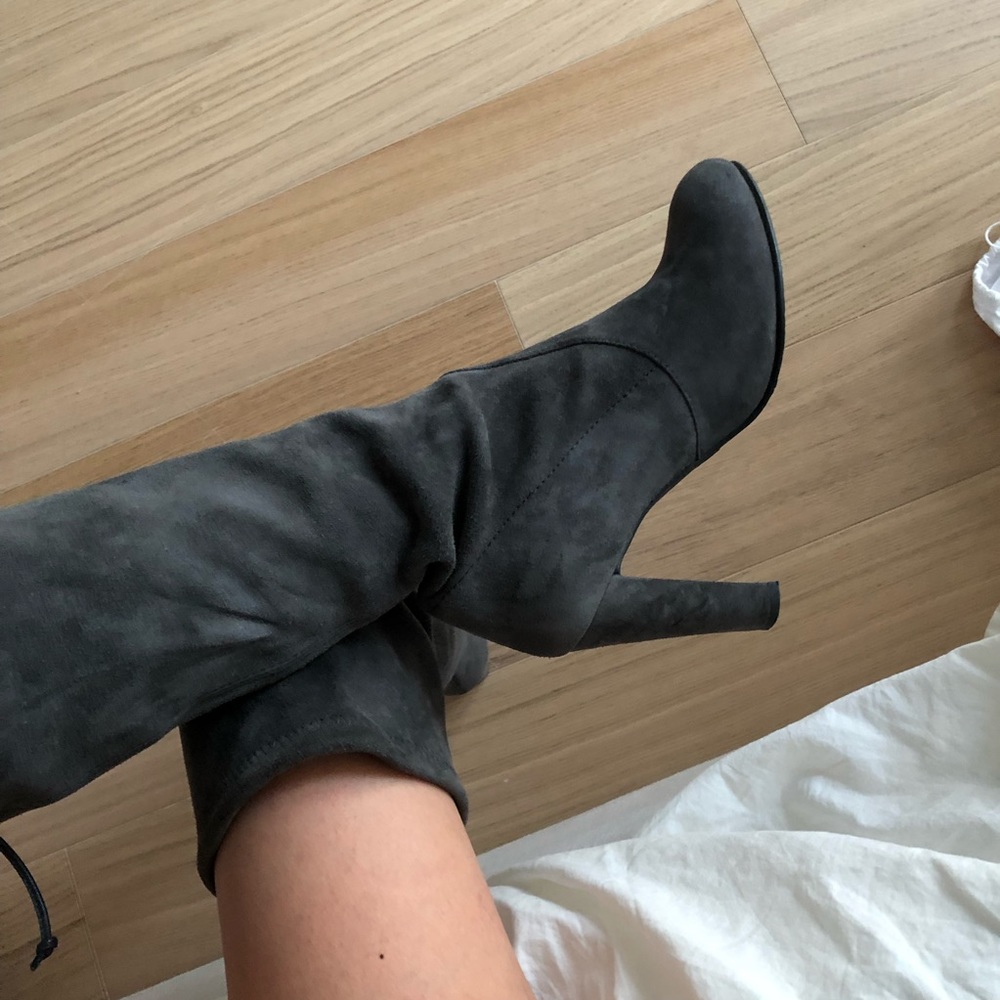 Stuart Weitzman “Highland” over the knee boots. - Picture 6 of 6